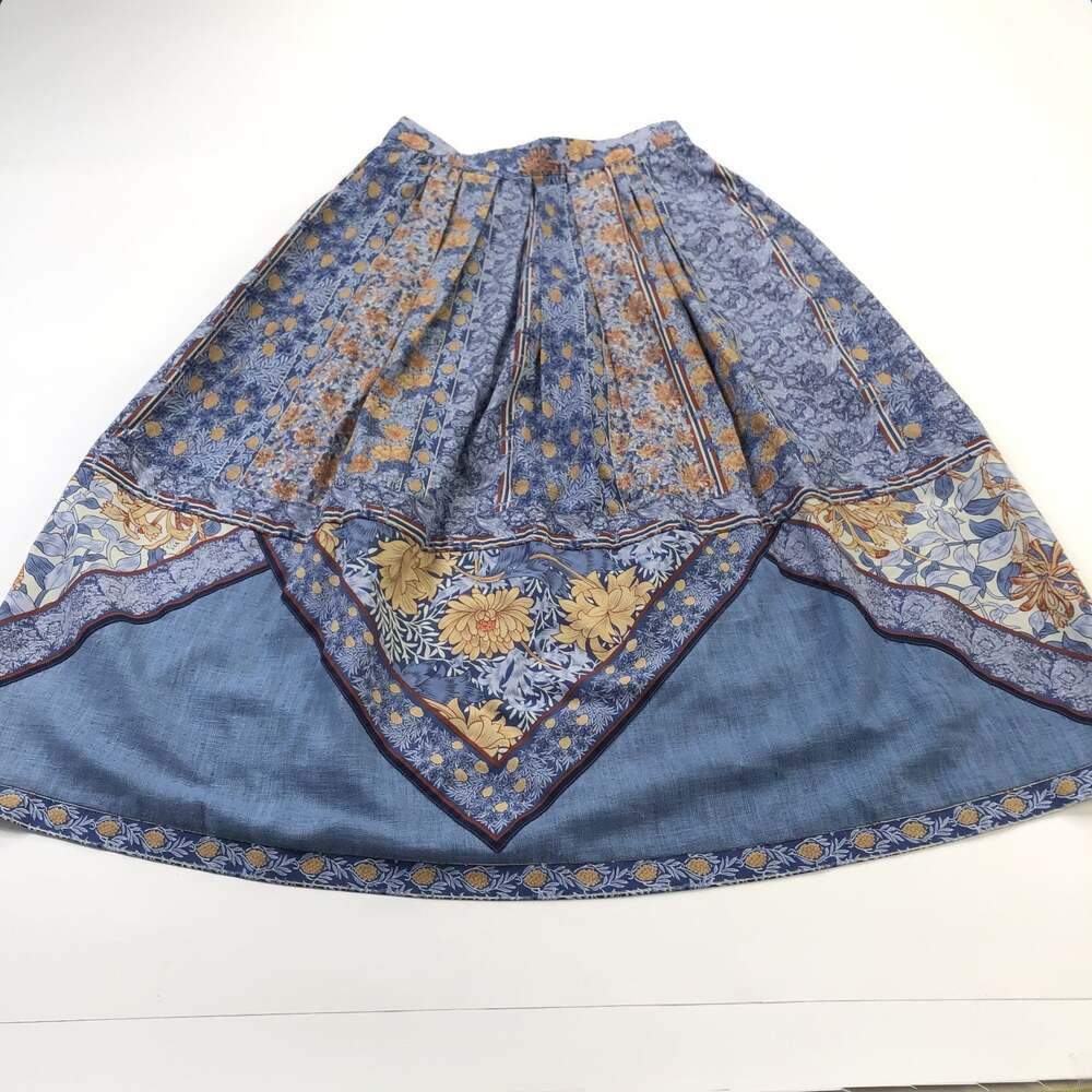Suttles & Seawinds Cottage Core 4/6 (Fits 26-30In) Midi Skirt All Over Print Blu